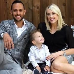 Meet your Posher, Caitlin